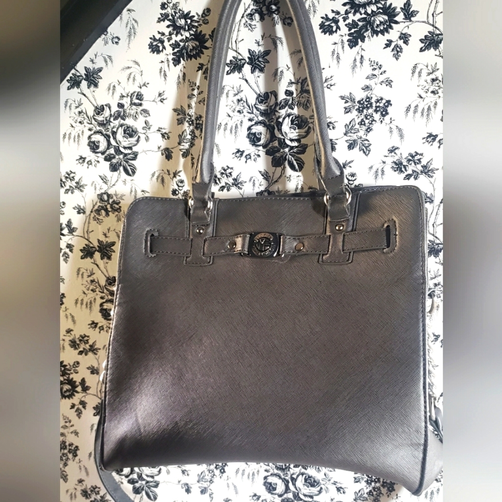 Marc Fisher tote bag